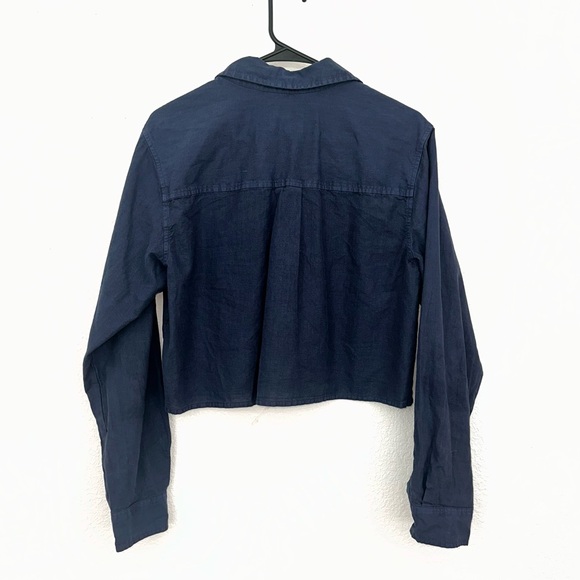 UNIVERSAL THREAD - Blue Cropped Collared Long Sleeve - Picture 3 of 3